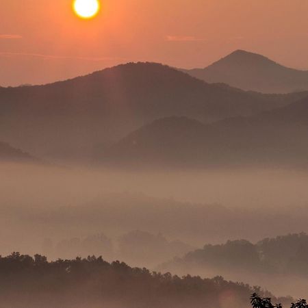 Villa Views I Mins To Dollywood I Hot Tub I Pool Table Sevierville Exterior foto